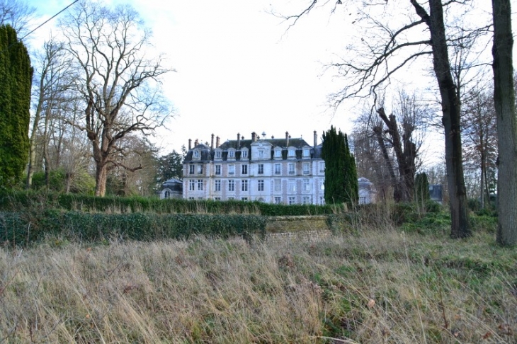 Château de Brumare. - Brestot