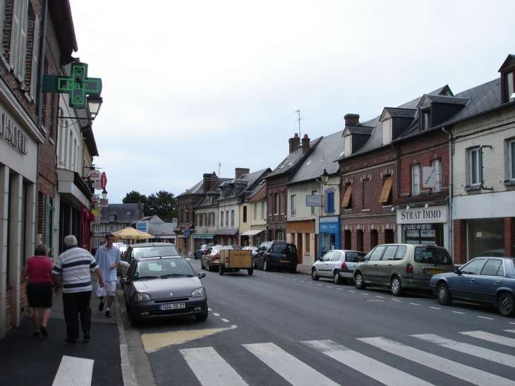 Rue principale - Charleval