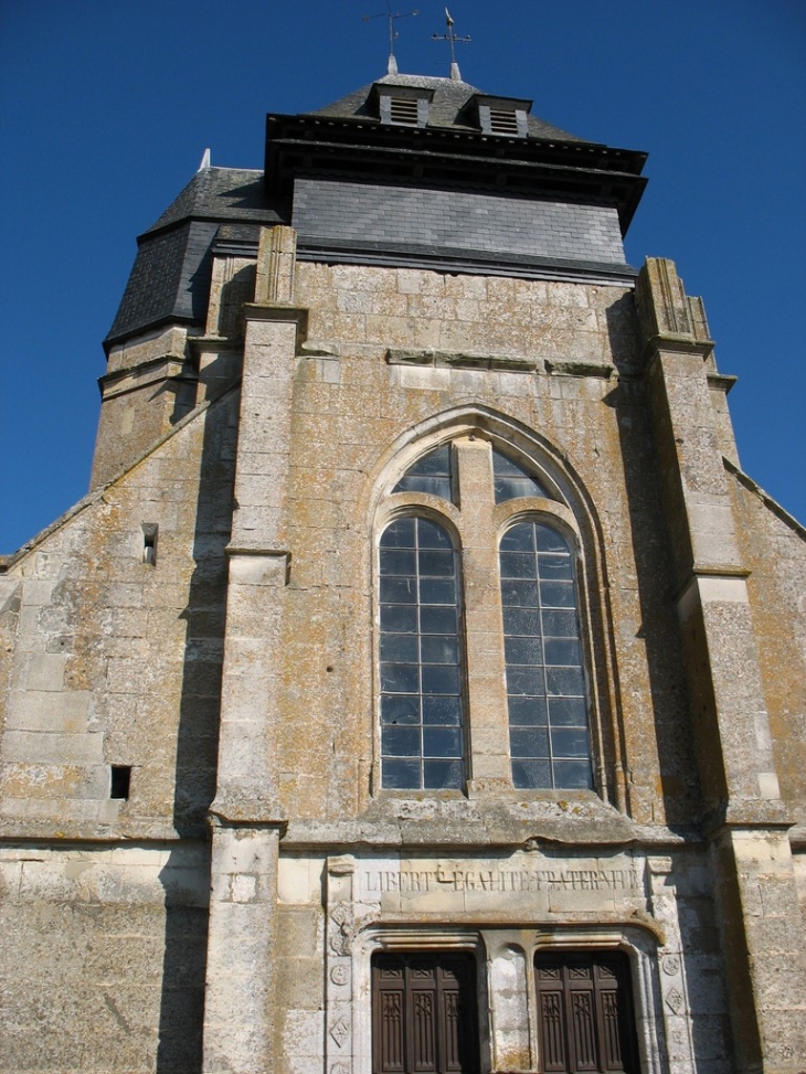 Façade de l'église Saint-Loup - Chavigny-Bailleul