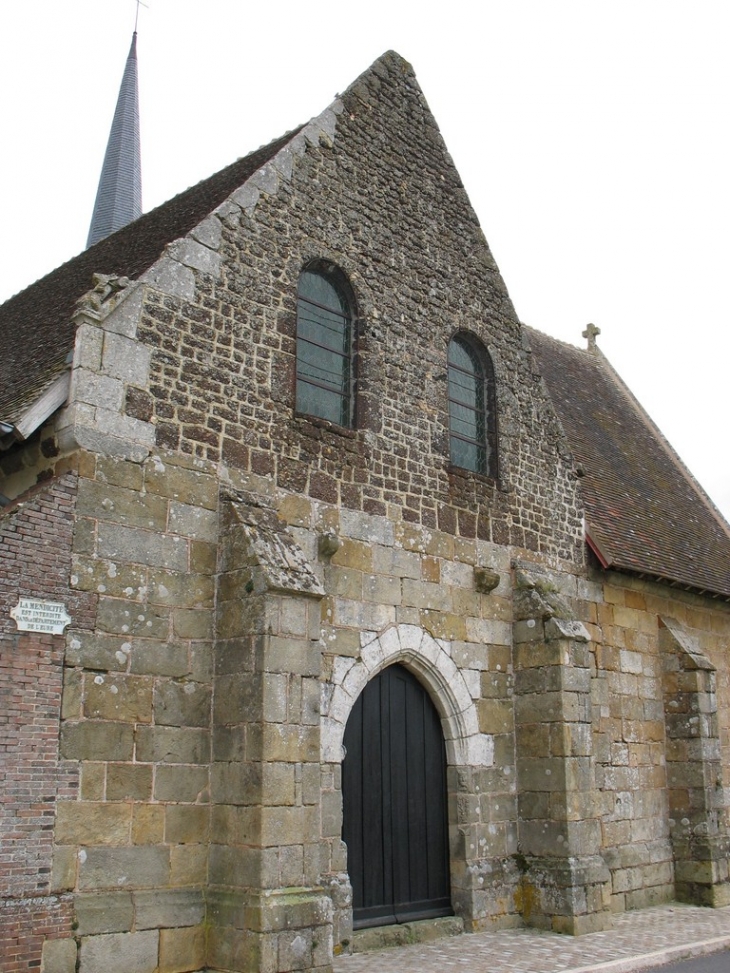 Façade de l'église Saint-Pierre - Chéronvilliers