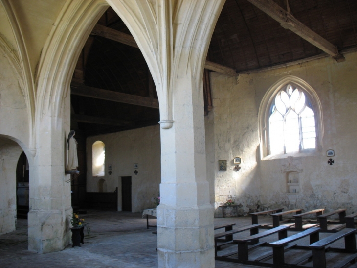 Intérieur de l'église - Dame-Marie