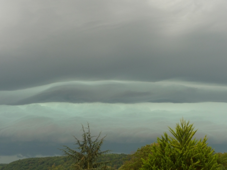 Un orage d'été 2011 à Giverny. Couleurs et formes étonnantes