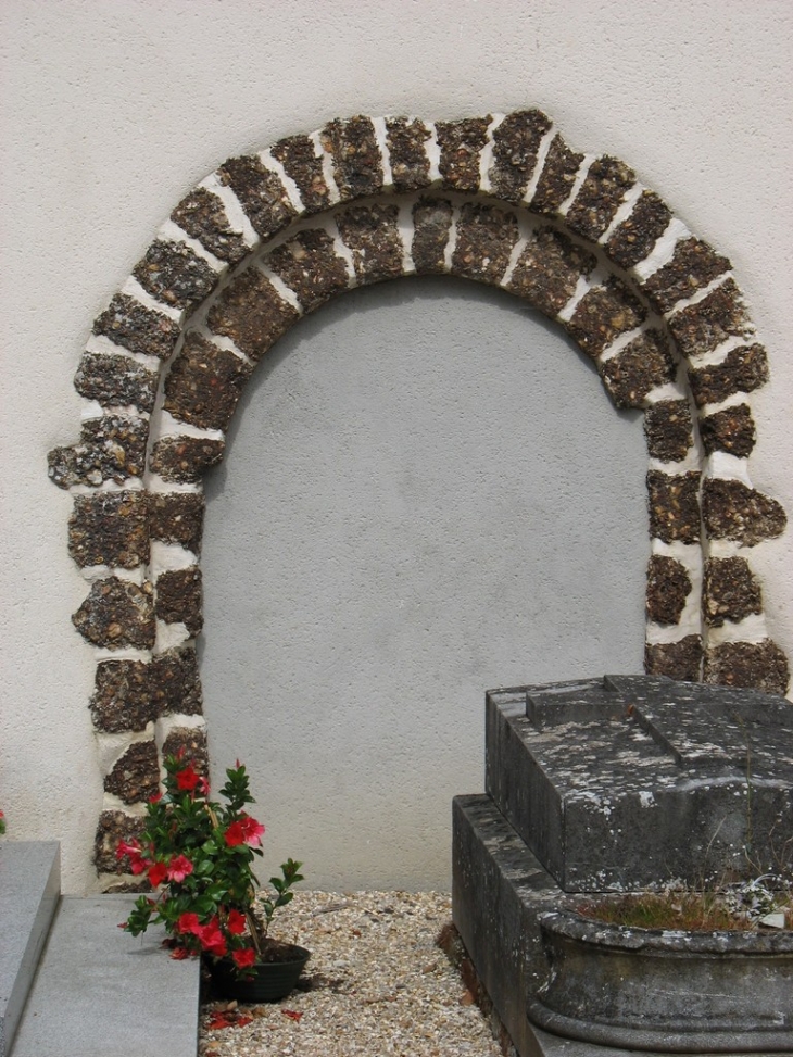 Porte Romane de l'église - Guernanville