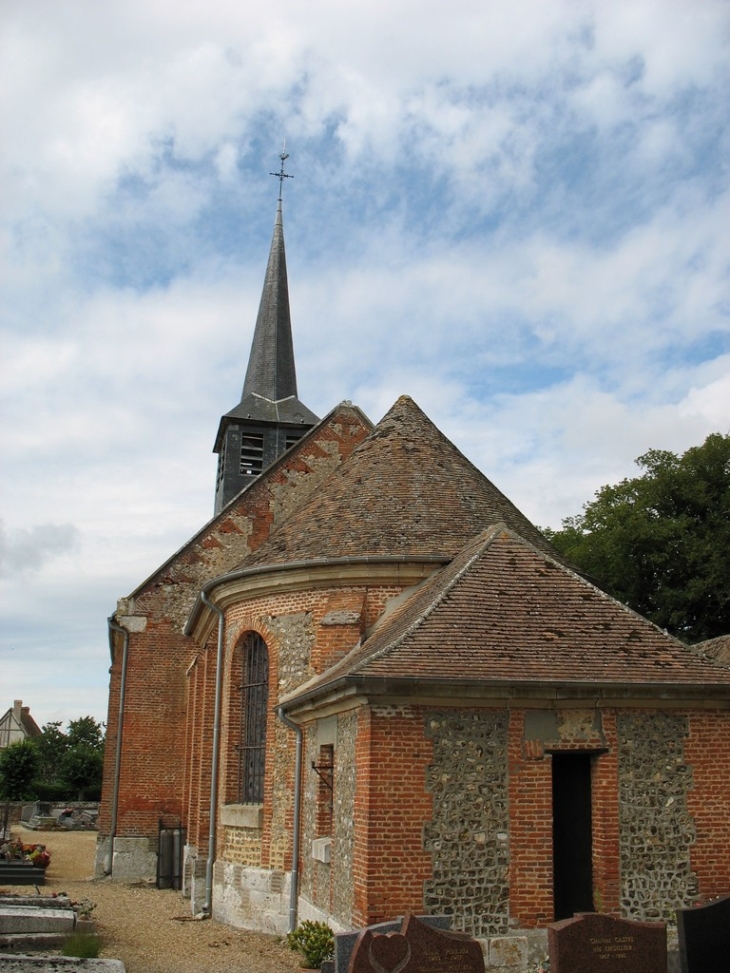 Chevet de l'église Saint-Nicolas - La Chapelle-du-Bois-des-Faulx