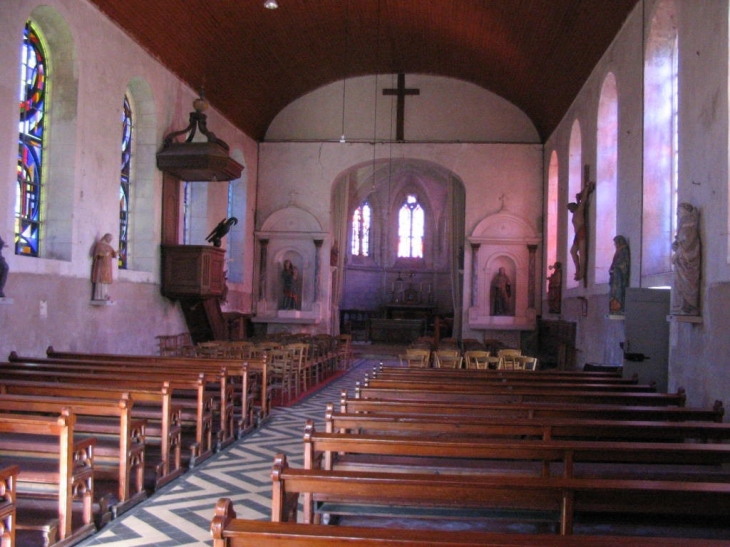 Nef église St andré - Le Bec-Hellouin