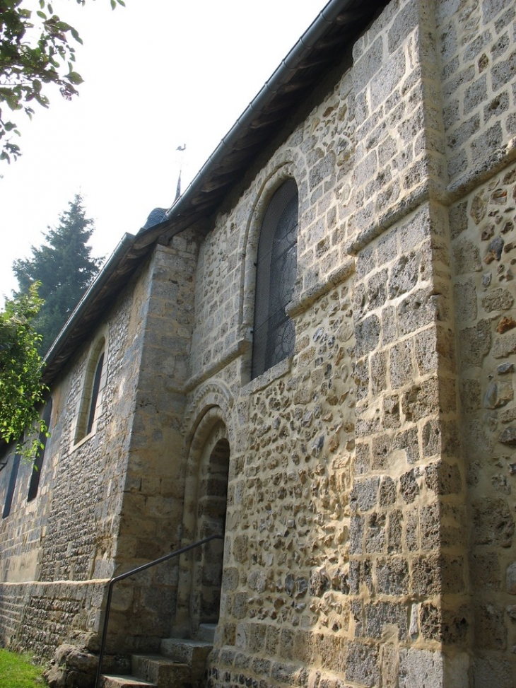 Bas-côté sud de l'église - Les Préaux