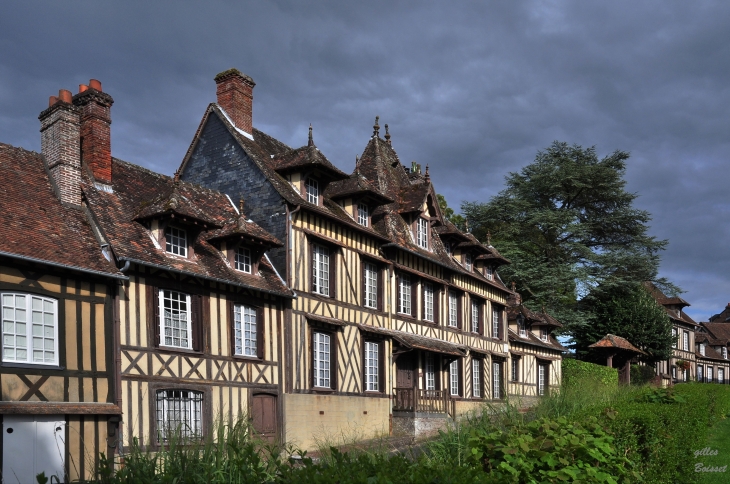 Lyons la Forêt, classé parmi les plus beaux villages de France - Lyons-la-Forêt