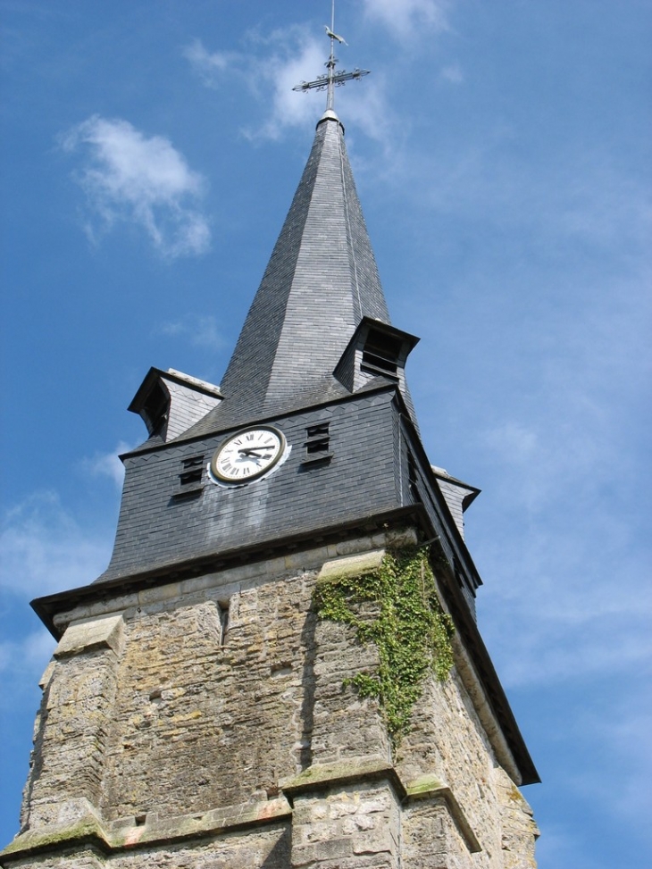 La tour-clocher de l'église Saint-Ouen - Morainville-Jouveaux