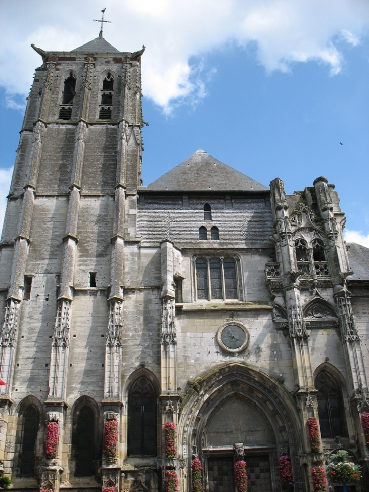 Façade de l'église Saint-Ouen - Pont-Audemer