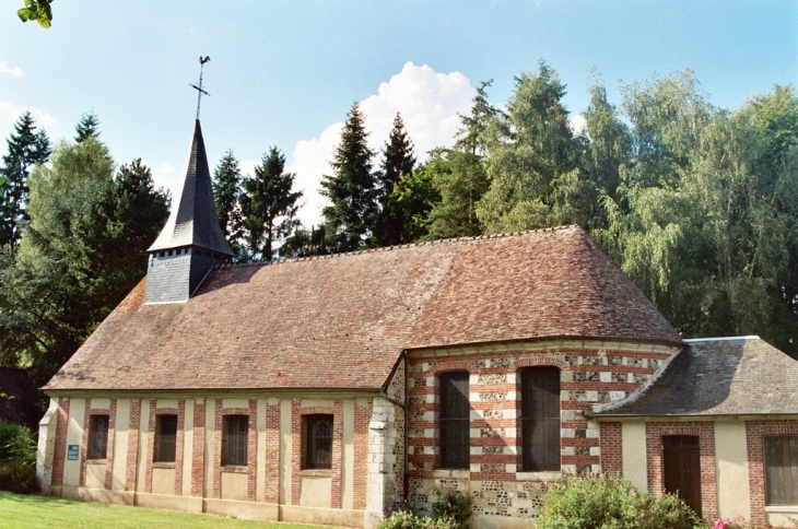 Eglise Saint-Amand - Saint-Amand-des-Hautes-Terres