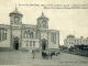 Dans les environs, pendant la Guerre de 1918-18 - Ecole des Roches. Bâtiment des Classes et Groupe Coteau Sablons (carte postale de 1930)