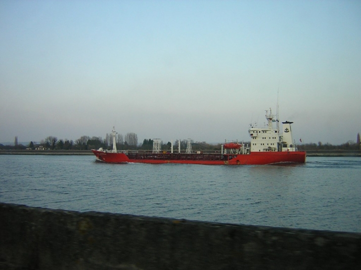 Bateau sur la Seine - La Bouille