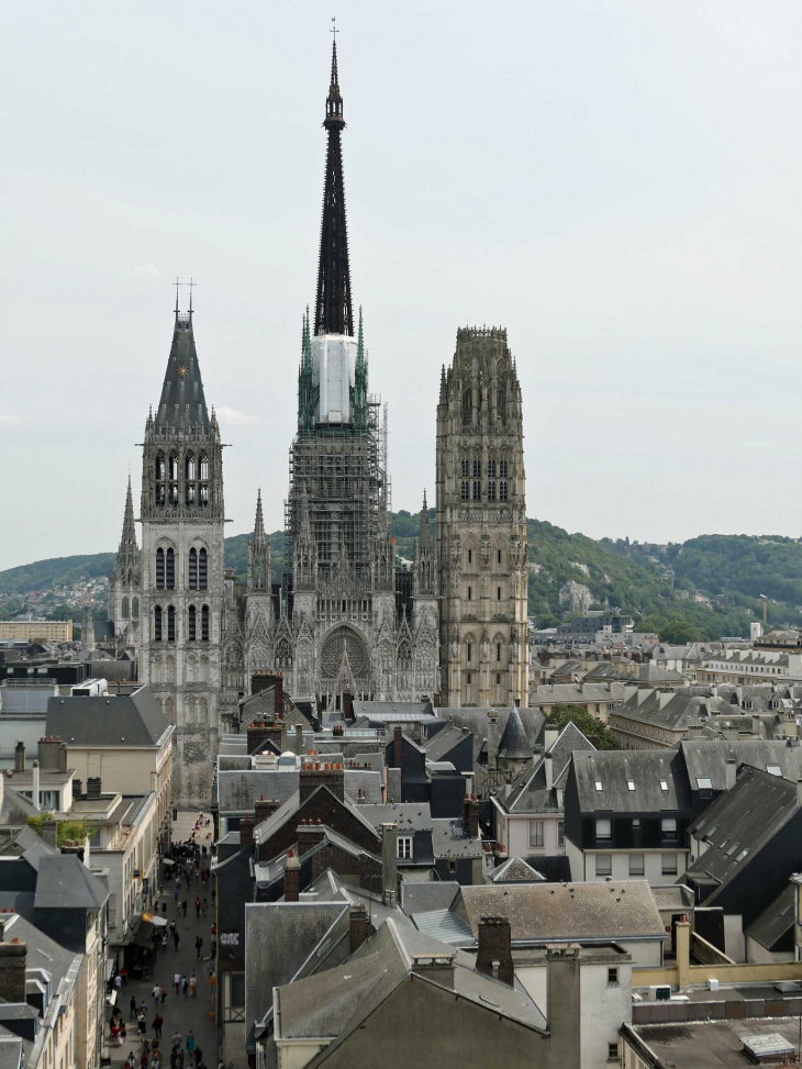 La cathédrale vue du beffroi - Rouen
