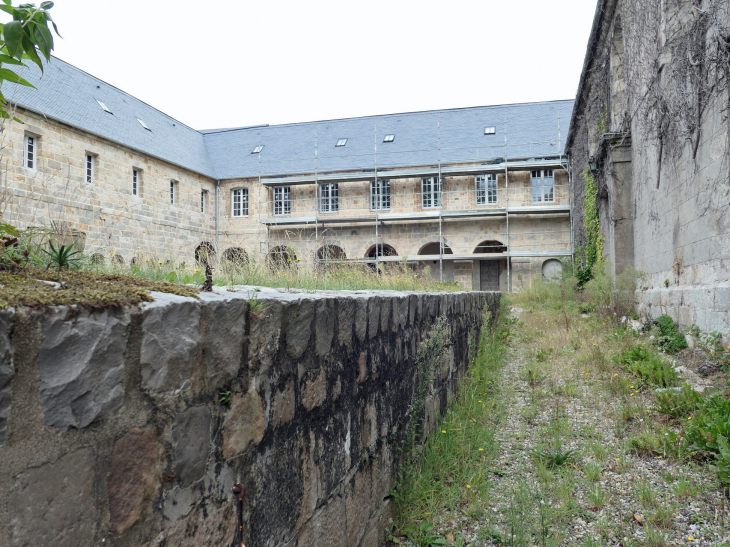 Quartier des Pêcheurs  : l'ancien cloître des Pénitents - Saint-Valery-en-Caux
