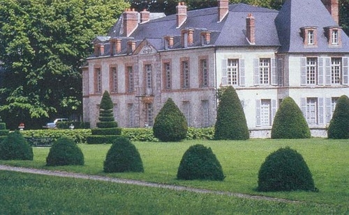 Le Château de Saussay - Ballancourt-sur-Essonne