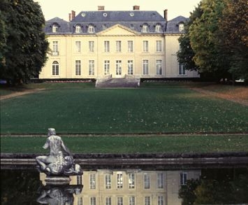 Le Château de Button, maintenant CNRS - Gif-sur-Yvette
