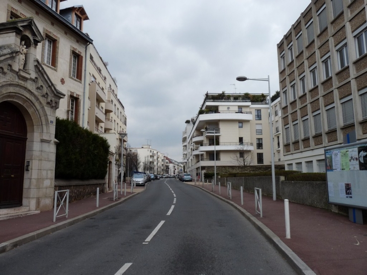Avenue Jean Jaures - Issy-les-Moulineaux