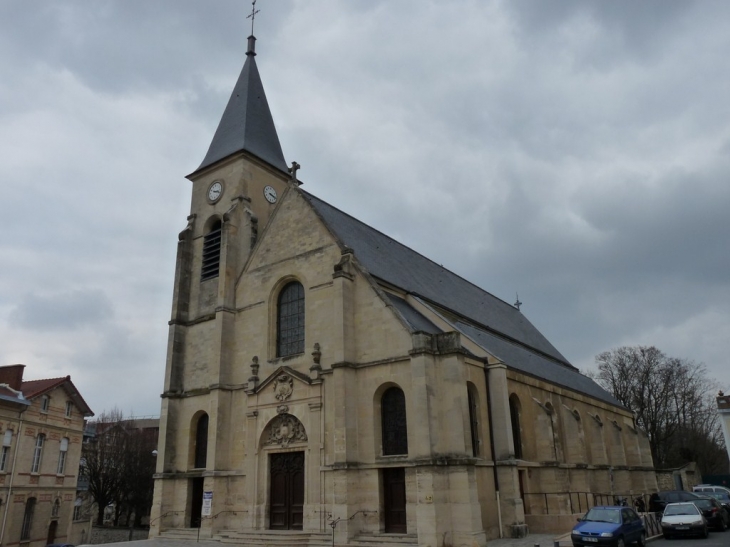 L'église-saint-etienne - Issy-les-Moulineaux