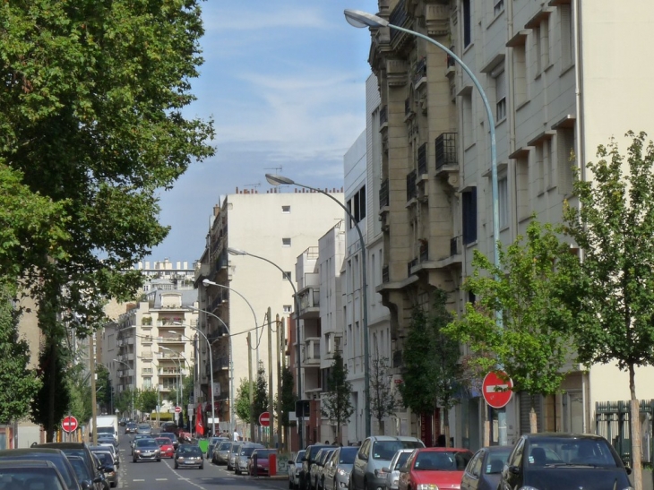 Avenue Victor Cresson - Issy-les-Moulineaux