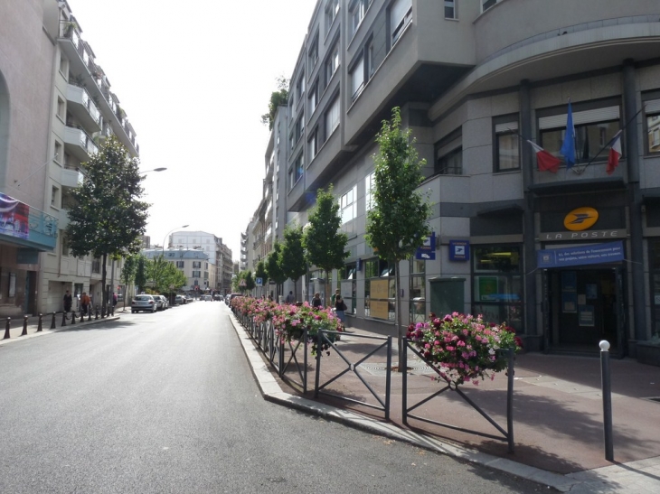 Rue Victor Cresson - Issy-les-Moulineaux