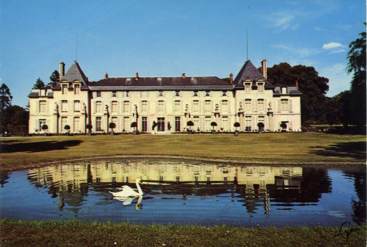 Le Château (carte postale de 1973) - Rueil-Malmaison