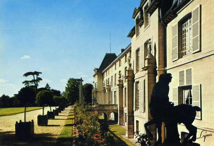 Le Château (carte postale de 1970) - Rueil-Malmaison
