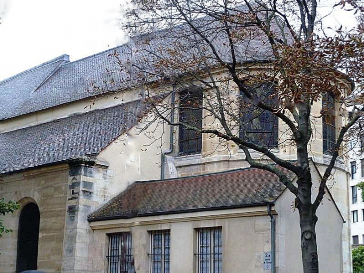 Derrière l'église - Sèvres