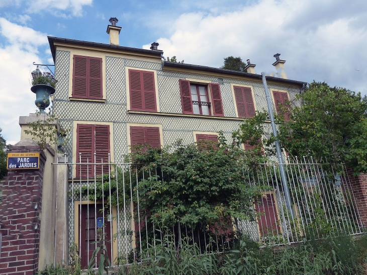 La maison des Jardies où habitèrent Corot, Balzac et Gambetta - Sèvres