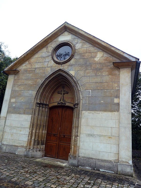 Le mont Valérien : la chapelle - Suresnes