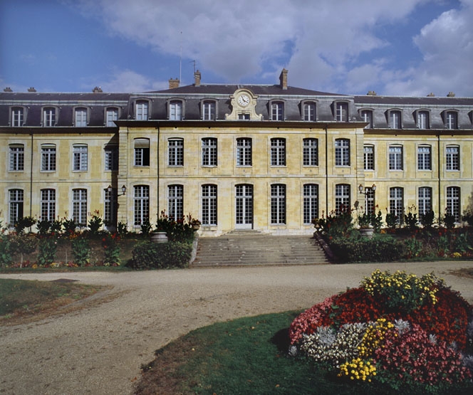 Le château de Vanves, actuel Lycée Michelet