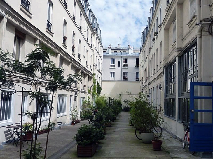Cour d'immeuble - Paris 11e Arrondissement