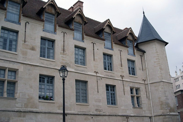 Le château de la Reine Blanche - Paris 13e Arrondissement