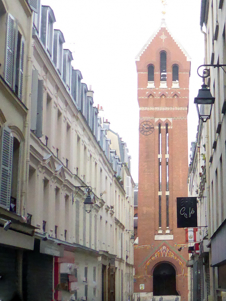 Passage et église Saint Michel - Paris 17e Arrondissement