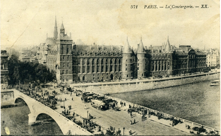 La Conciergerie (carte postale de 1920) - Paris 1er Arrondissement