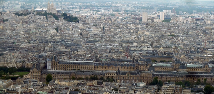 Le Louvre vu de la Tour Montparnasse - Paris 1er Arrondissement