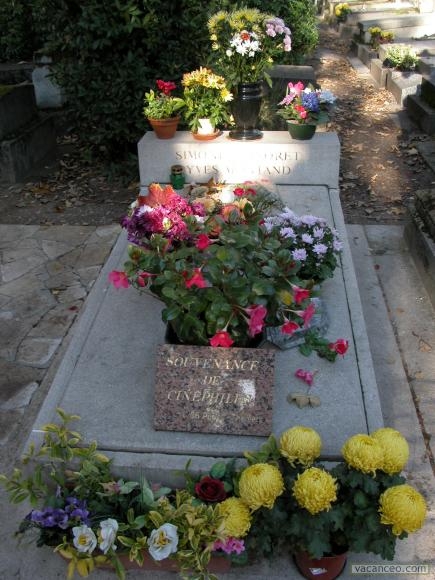 Tombe de Simone Signoret et Yves Montand au cimetière du Père-Lachaise - Paris 20e Arrondissement