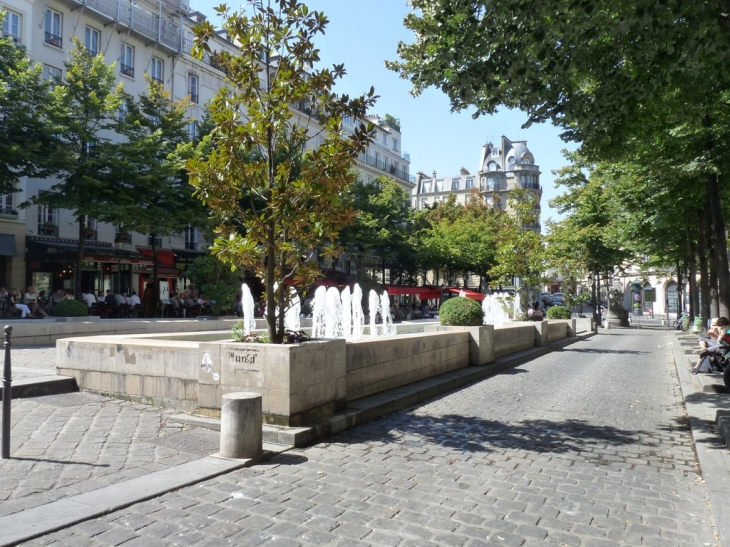 Place de la Sorbonne - Paris 5e Arrondissement
