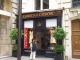 Photo précédente de Paris 6e Arrondissement Place St-Sulpice, la boutique Christian Lacroix