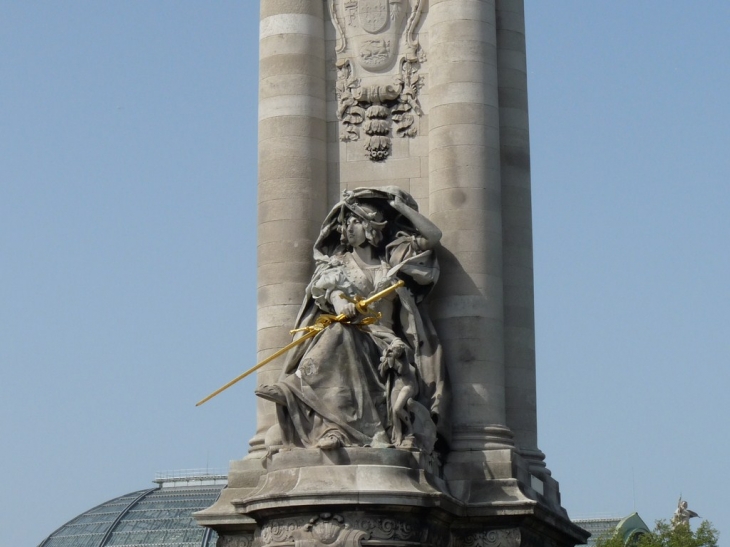 La France de la renaissance (J-C-Coutant ) , pont Alexandre III - Paris 7e Arrondissement