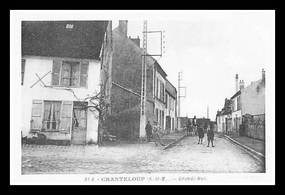 La grand rue - Chanteloup-en-Brie