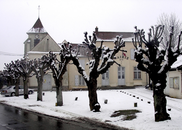 La mairie de Conches - Conches-sur-Gondoire