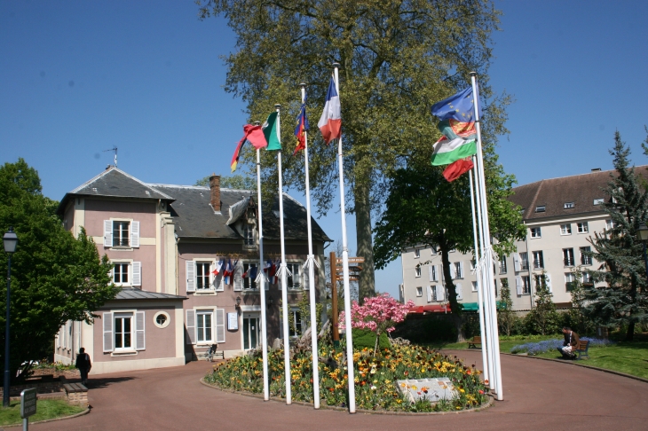 Mairie de Dammarie-lès-Lys - 77190 - Seine et Marne - Dammarie-les-Lys