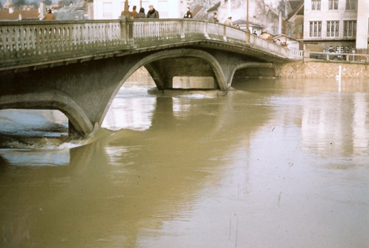 Le pont maunoury - Lagny-sur-Marne
