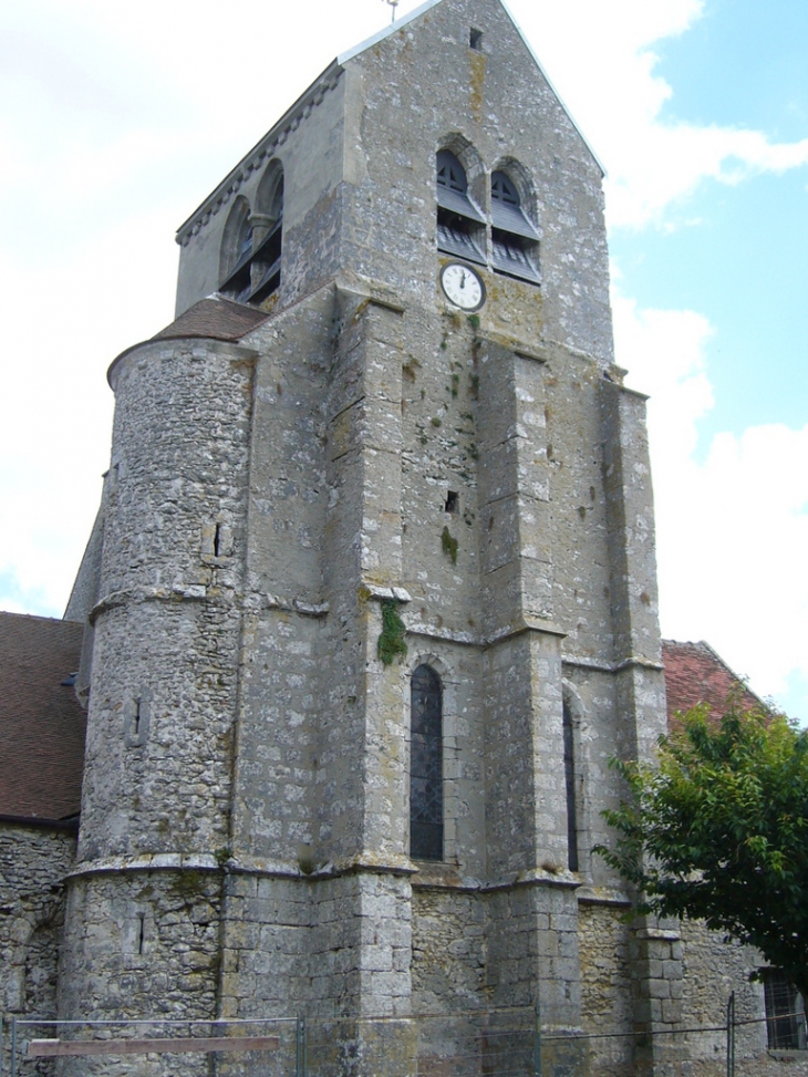 Vue du clocher de l'eglise - Lescherolles