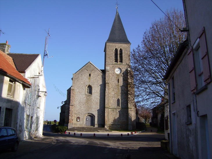 Centre du village et église - Maisoncelles-en-Brie