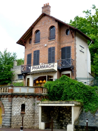 Pharmacie - Montigny-sur-Loing