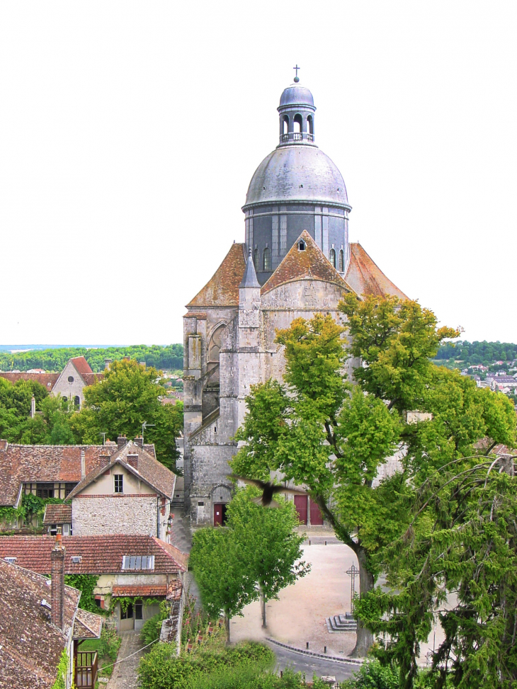 PROVINS - www.baladesenfrance.info  par Guy Peinturier 