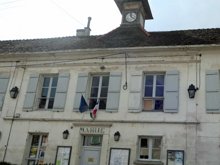 La mairie - Sablonnières