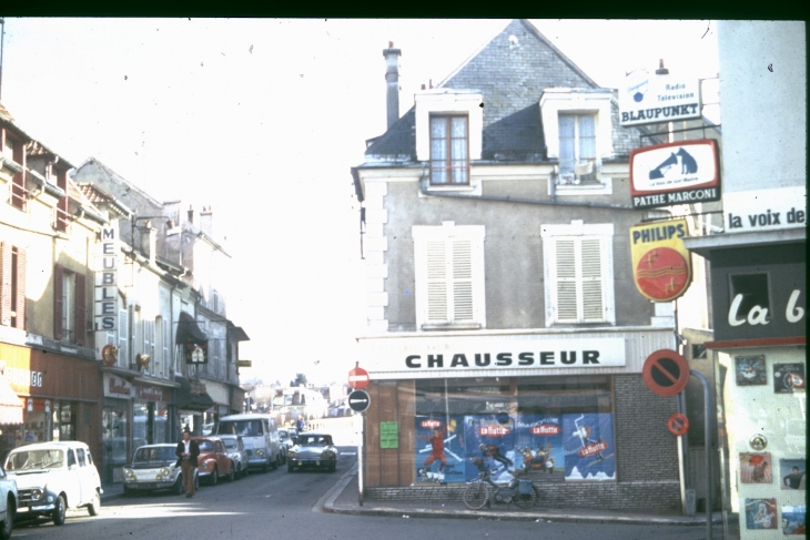 La rue Foch  - Thorigny-sur-Marne
