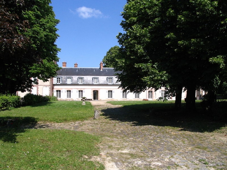 Le Château d'Argeville - Vernou-la-Celle-sur-Seine